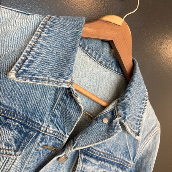 AMIRI S EUC Blue Jean Jacket Timeless Trucker Style - Picture 7 of 16